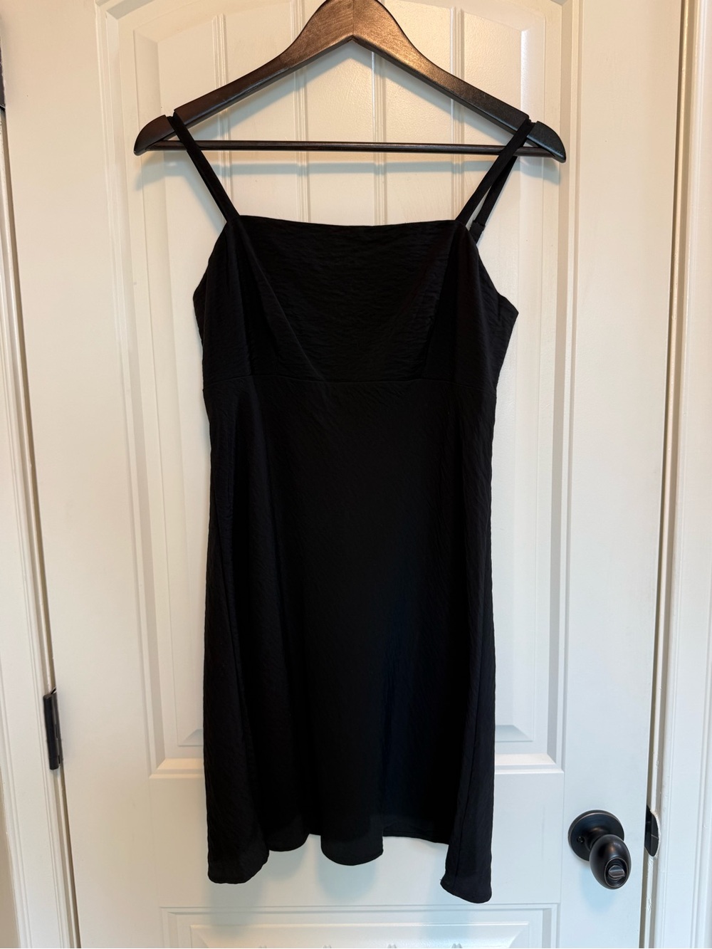 NWT Gap Women's Size XS A-Line Mini Spaghetti Strap Black Dress Casual Summer